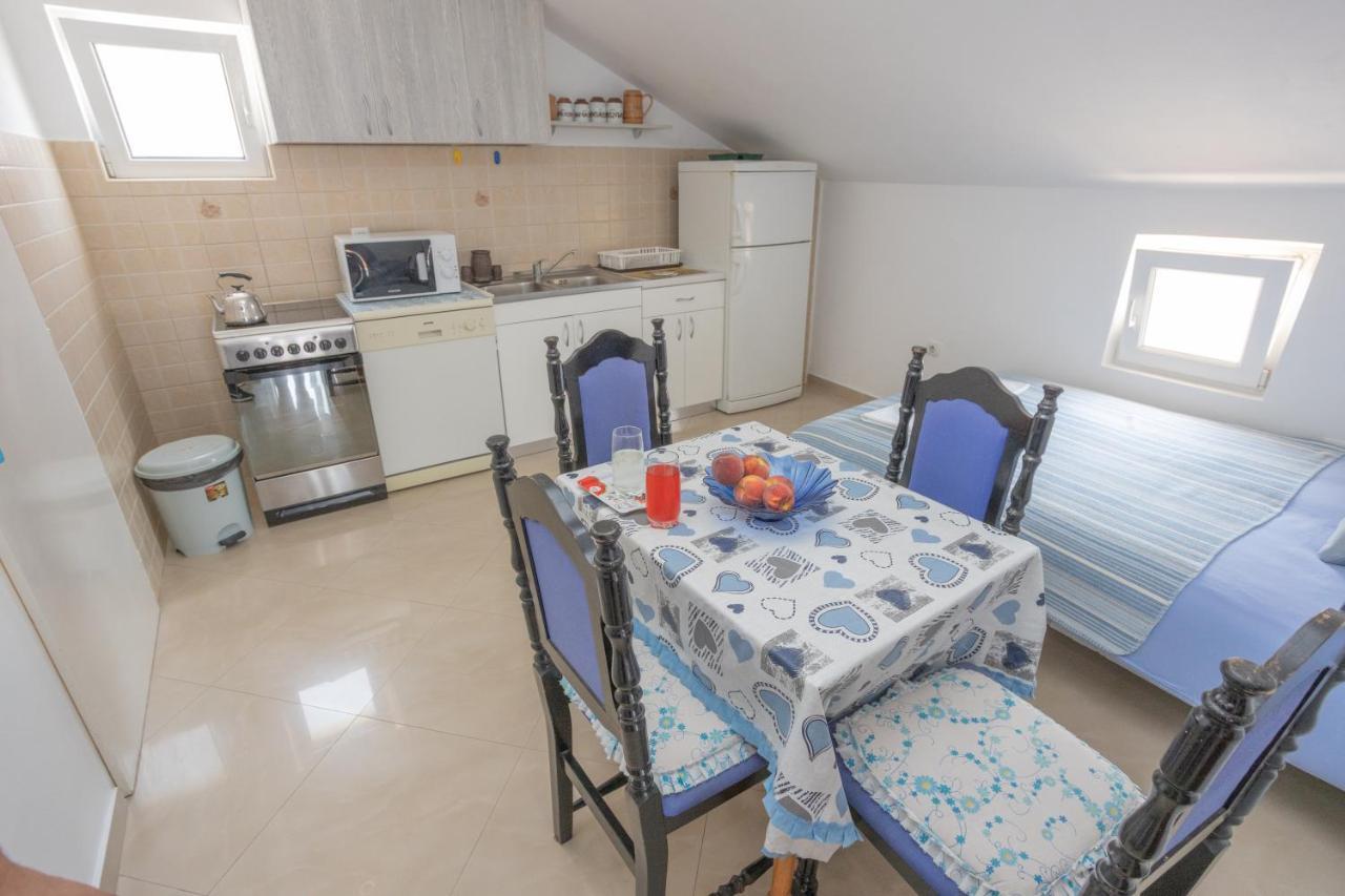 Adriana Apartments Herceg Novi Exteriör bild