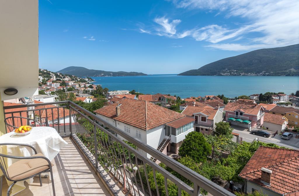 Adriana Apartments Herceg Novi Exteriör bild